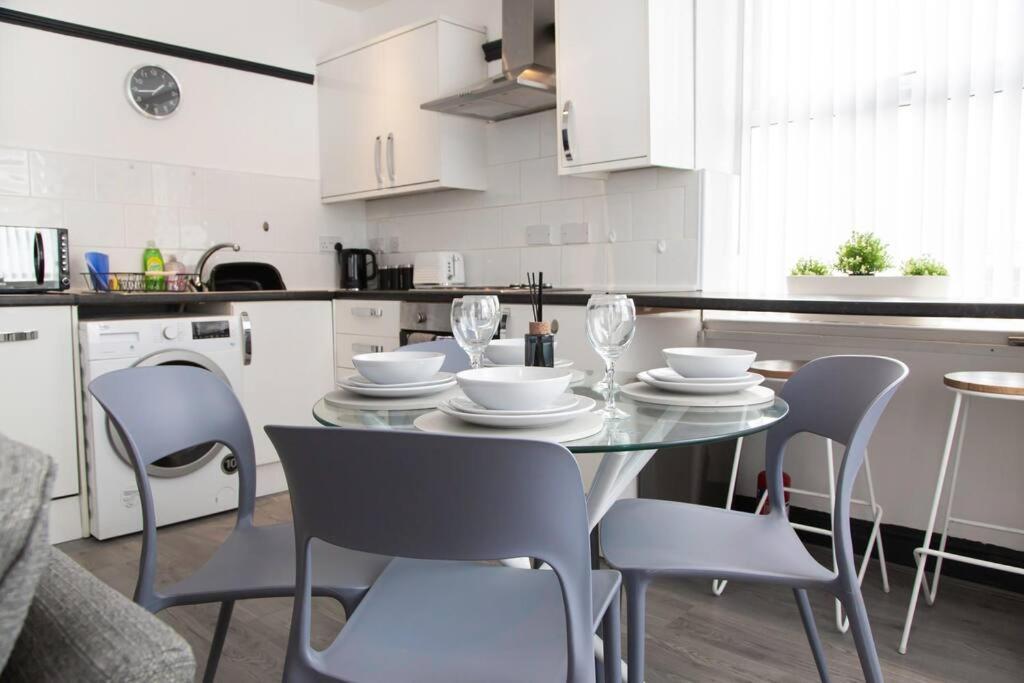 Bootle, Liverpool Modern 1Bed Ft Apartman Kültér fotó